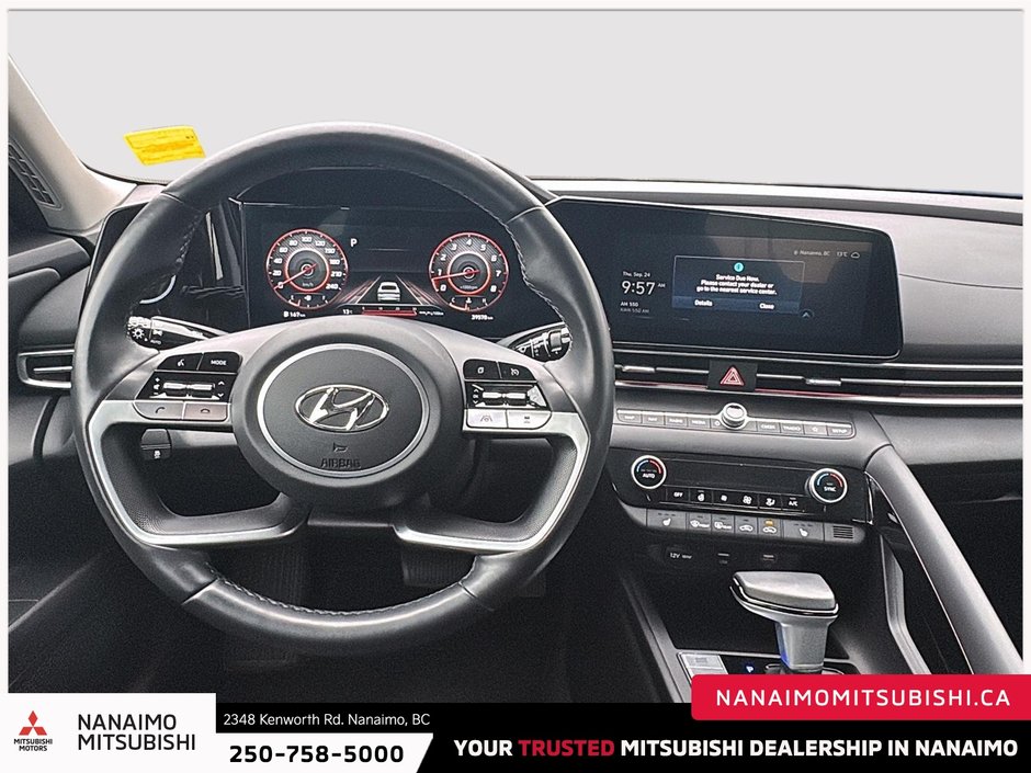 2023 Hyundai Elantra Luxury-12