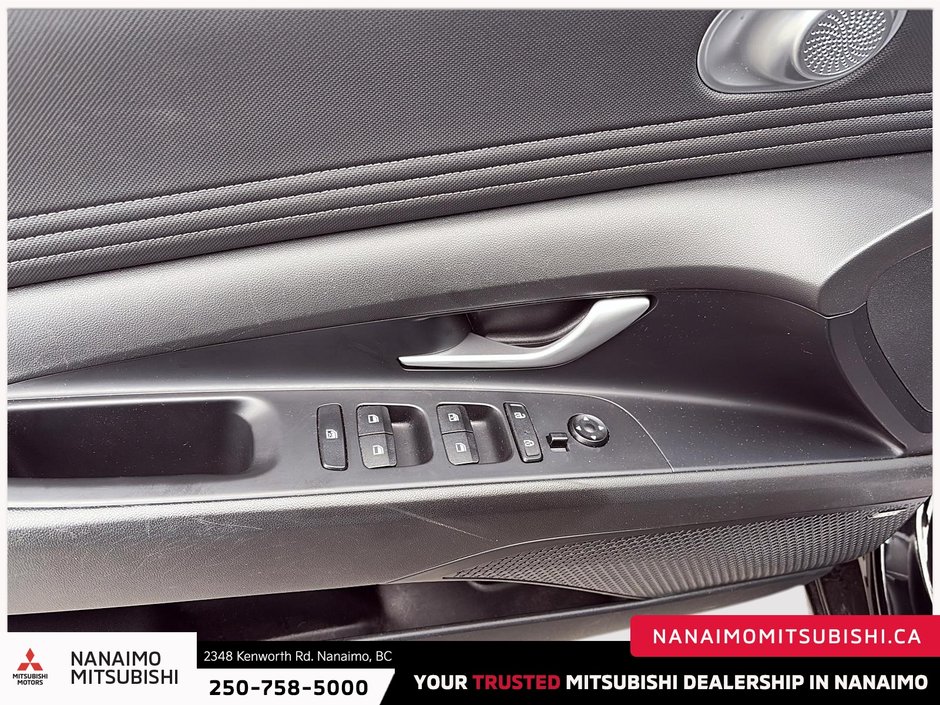 2023 Hyundai Elantra Luxury-11