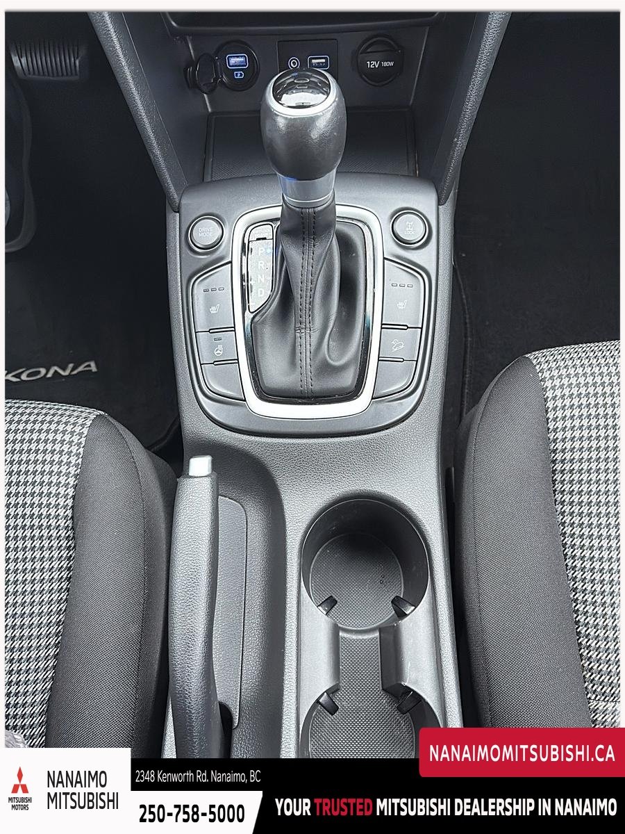 2020 Hyundai Kona SEL-17