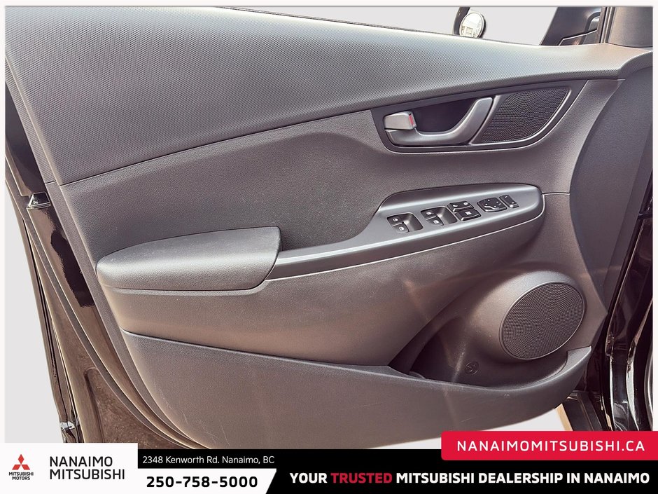 2022 Hyundai Kona 2.0L Preferred-10