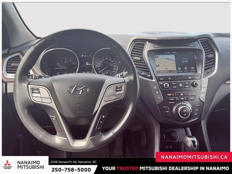 2017 Hyundai Santa Fe XL Limited-12