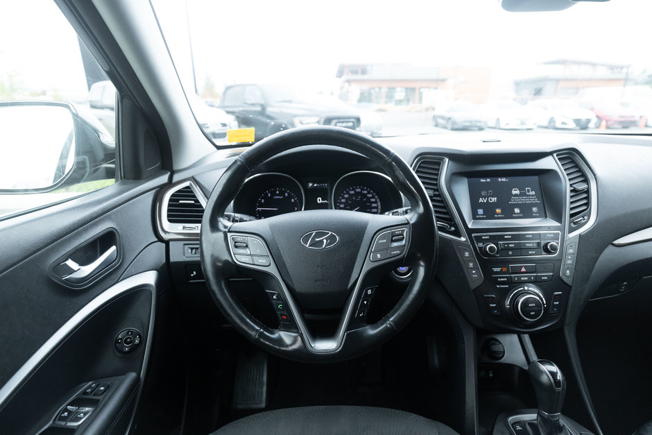 2019 Hyundai Santa Fe XL Preferred-11