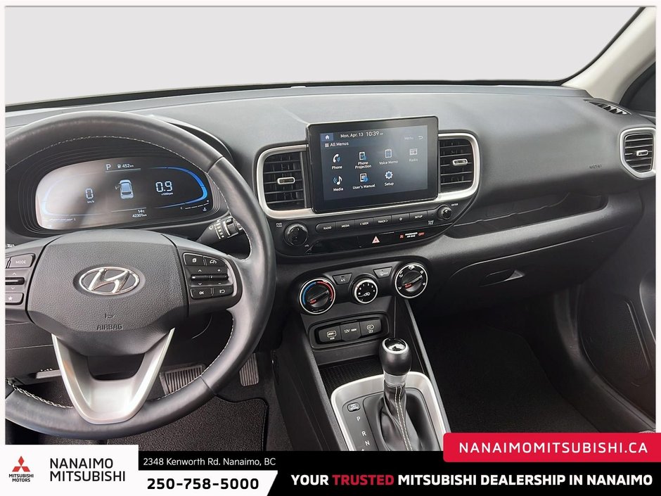 2024 Hyundai Venue Preferred-8