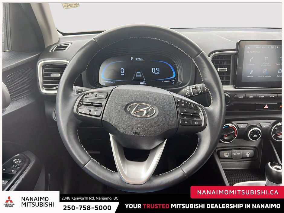 2024 Hyundai Venue Preferred-10