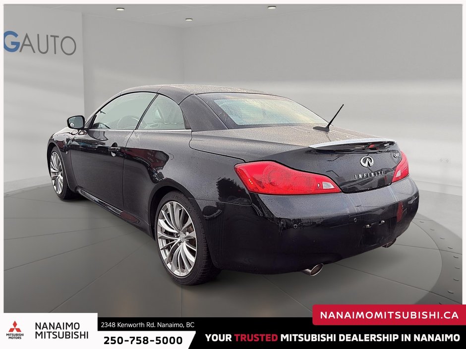 2015 Infiniti Q60 Premier Edition-3