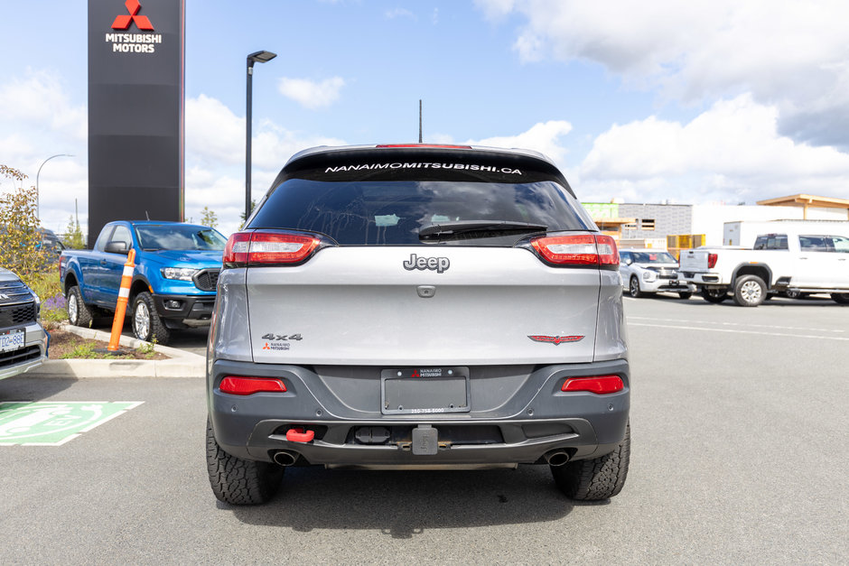 2017 Jeep Cherokee Trailhawk Leather Plus-4