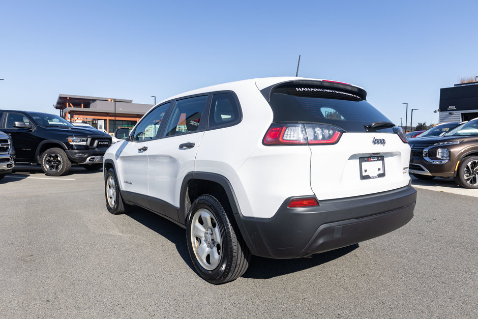 2021 Jeep Cherokee Sport-3