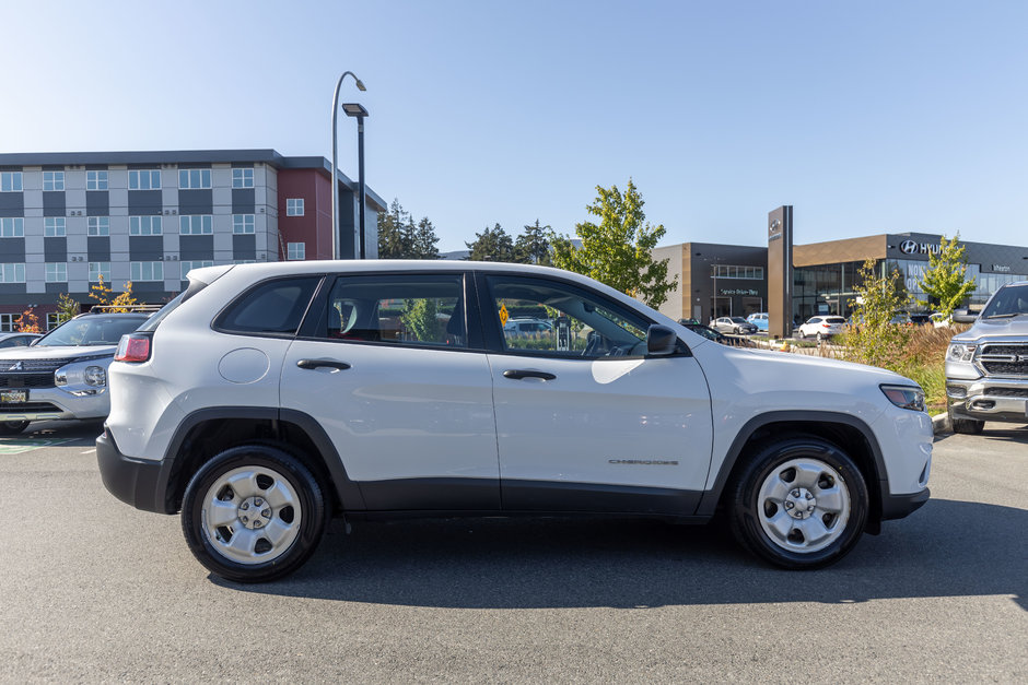 2021 Jeep Cherokee Sport-6