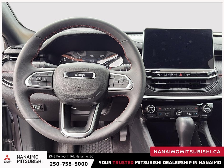 2024 Jeep Compass Trailhawk-12