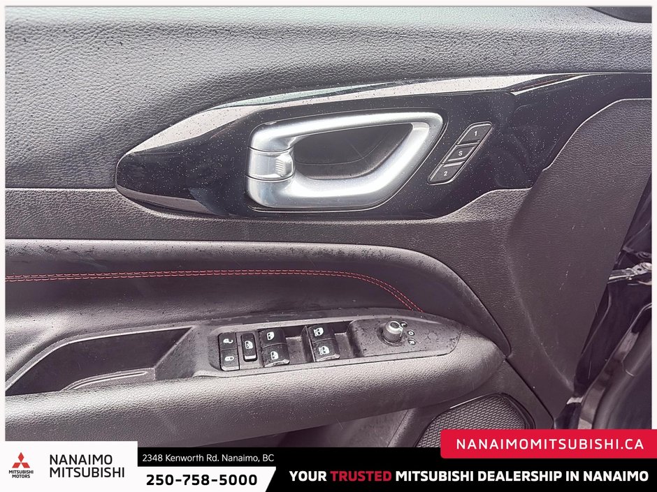 2025 Jeep Compass Trailhawk-11