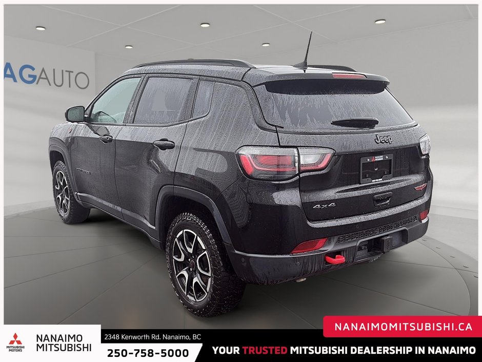 2025 Jeep Compass Trailhawk-4