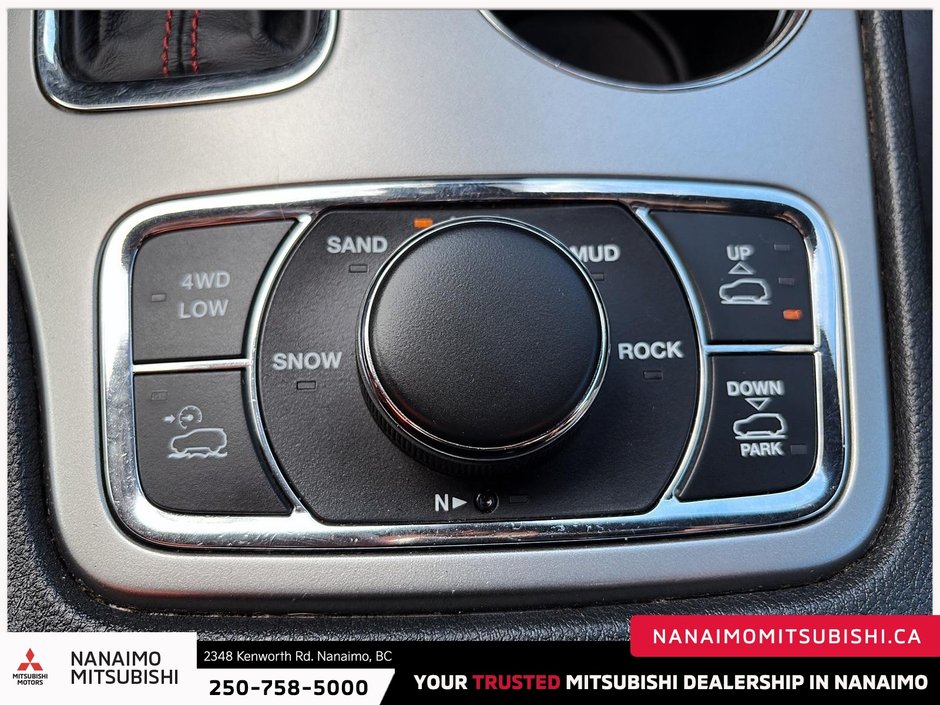 2017 Jeep Grand Cherokee Trailhawk-19