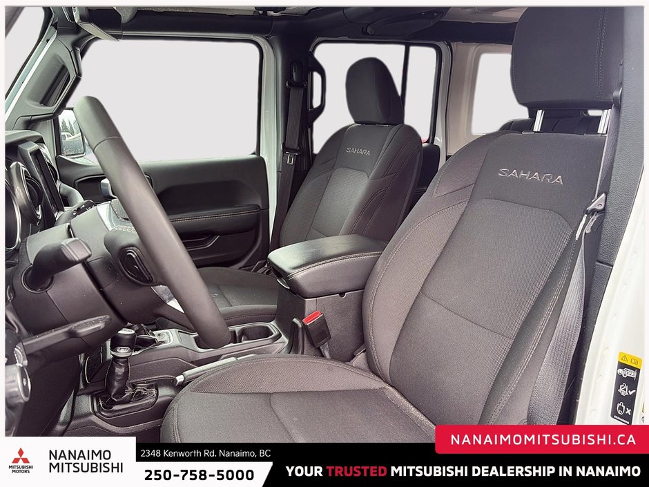 2023 Jeep Wrangler Sahara-8