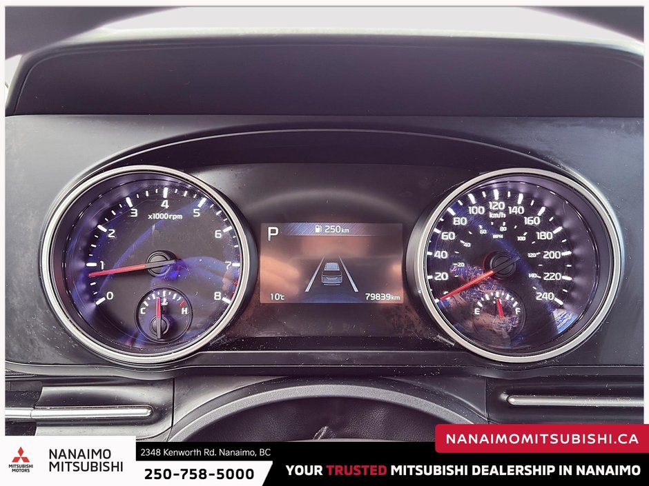 2022 Kia Carnival LX-15