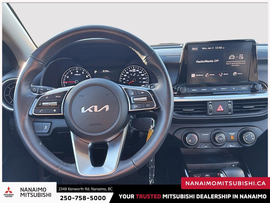 2024 Kia Forte EX-12