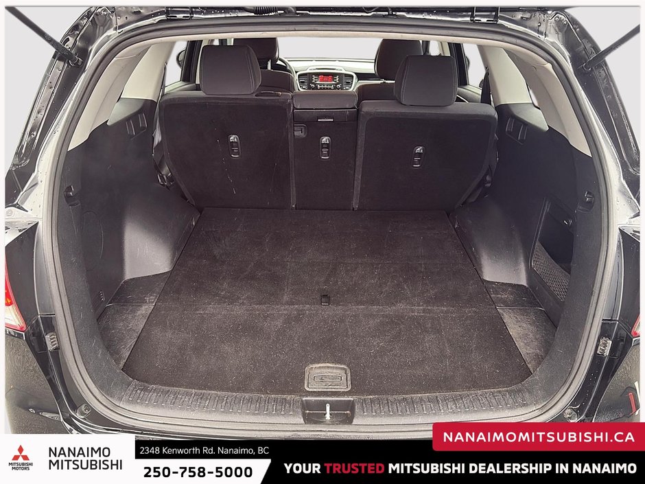 2016 Kia Sorento LX-5