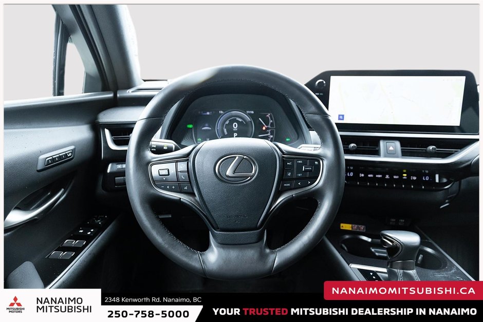 2023 Lexus UX 250h Base-17