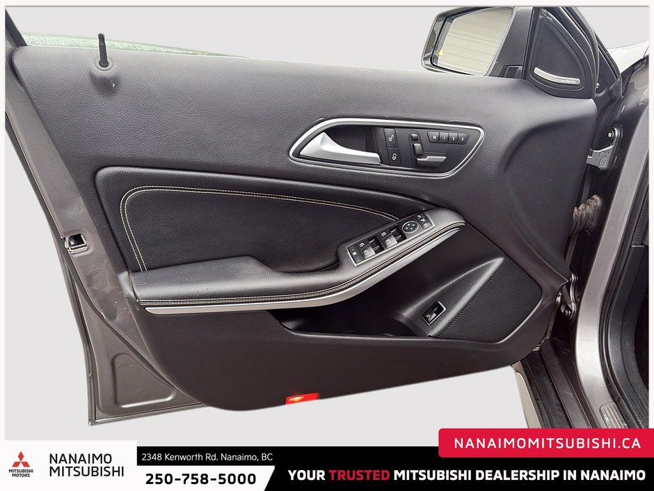 2017 Mercedes-Benz GLA 250-10
