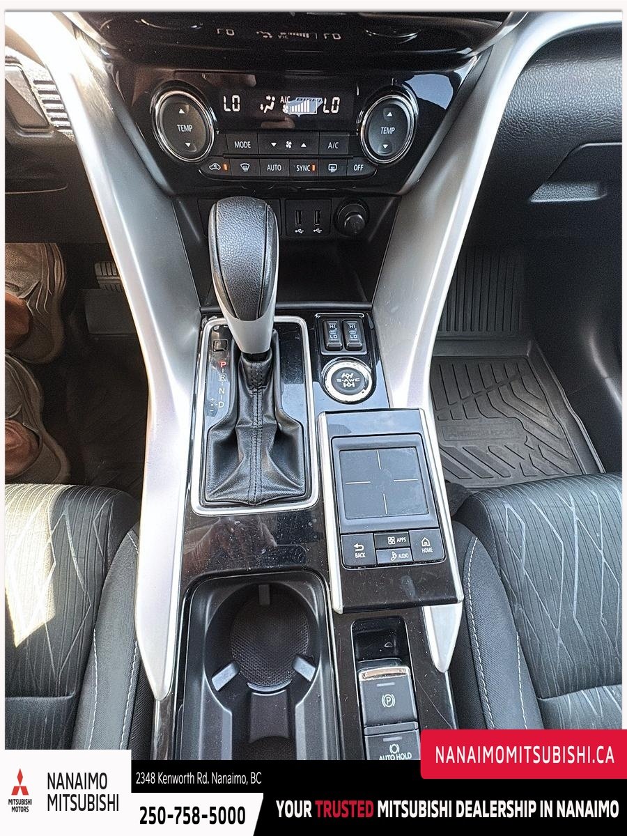 2018 Mitsubishi Eclipse Cross SE-17