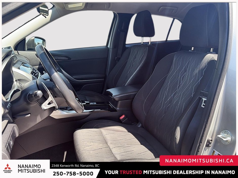 2018 Mitsubishi Eclipse Cross SE-8