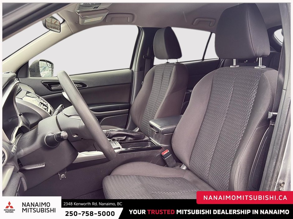 2020 Mitsubishi Eclipse Cross ES-8