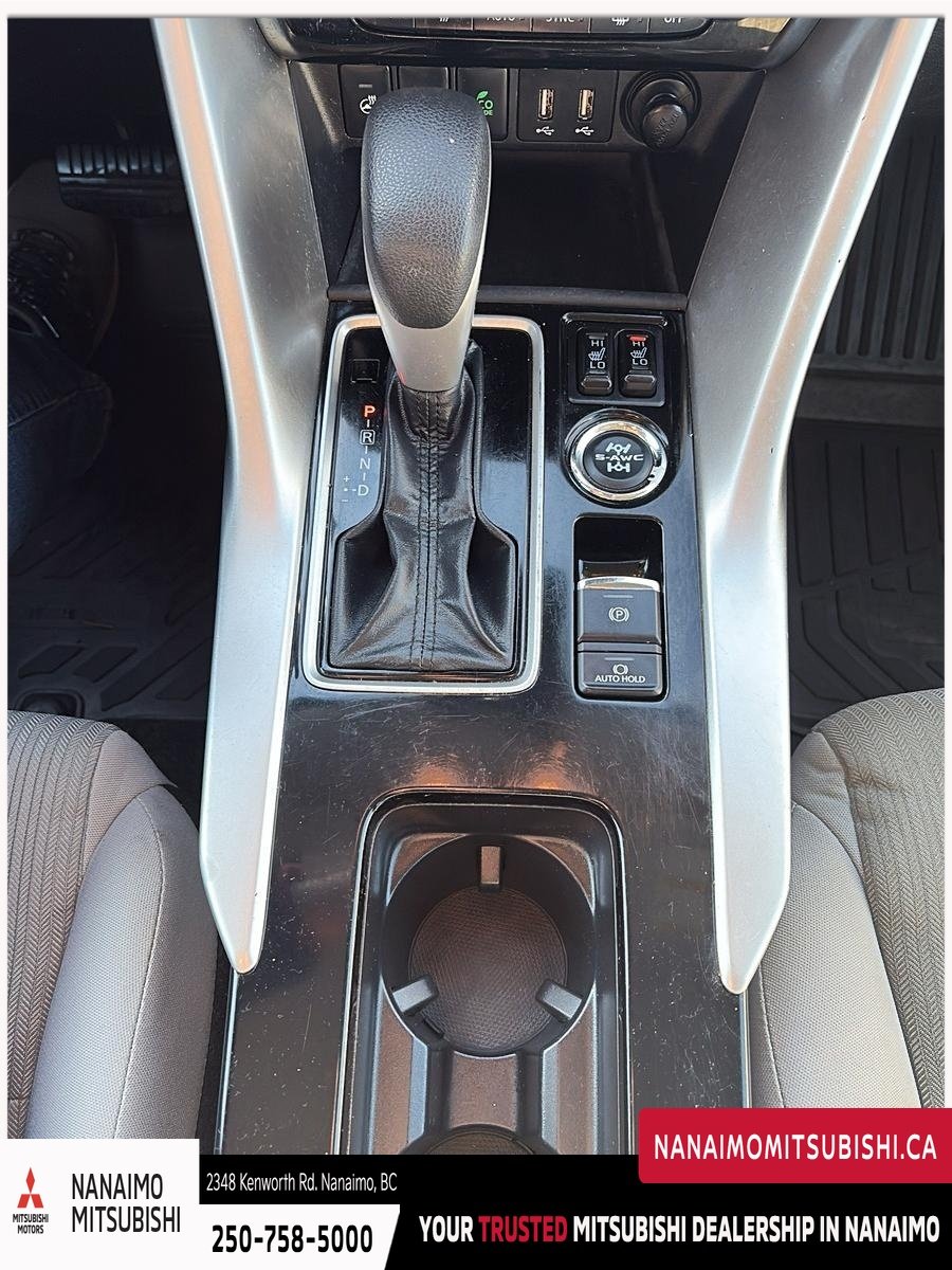 2022 Mitsubishi Eclipse Cross SE-17