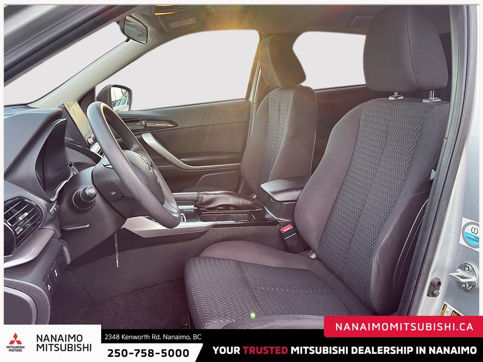 2022 Mitsubishi Eclipse Cross ES-8