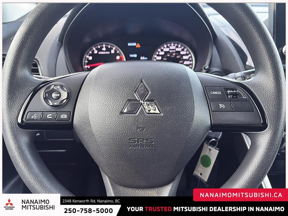 2022 Mitsubishi Eclipse Cross ES-13