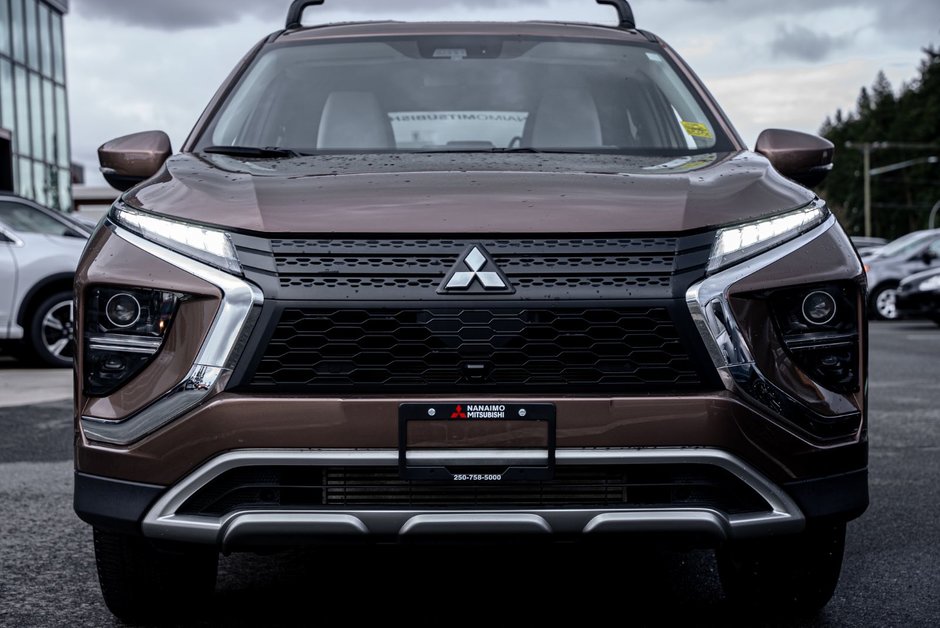 2023 Mitsubishi ECLIPSE CROSS SE-10