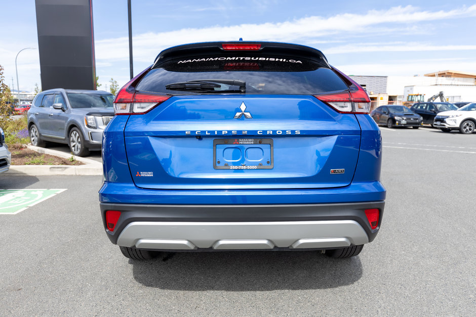 2023 Mitsubishi ECLIPSE CROSS SEL-4