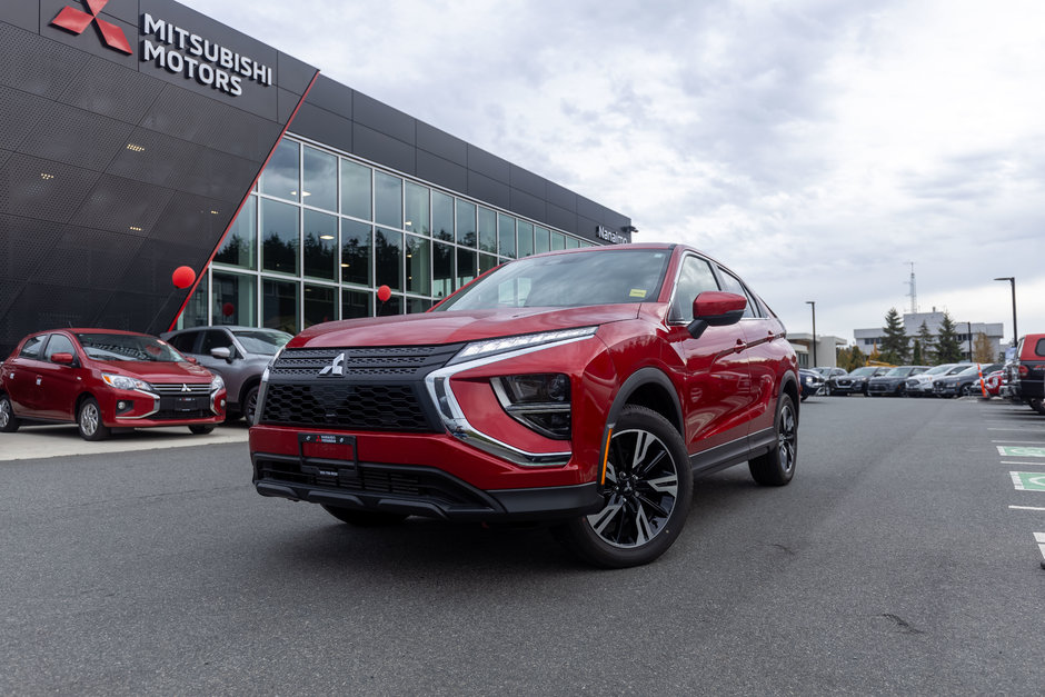 2023 Mitsubishi ECLIPSE CROSS ES-0