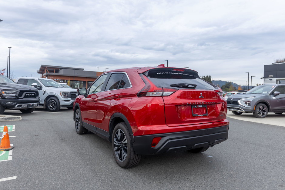 2023 Mitsubishi ECLIPSE CROSS ES-3