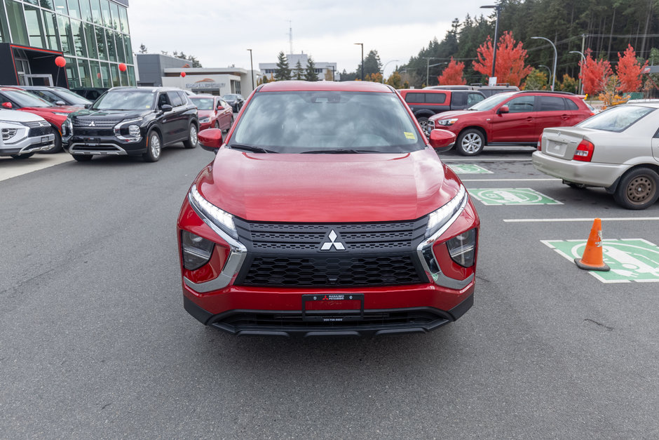 2023 Mitsubishi ECLIPSE CROSS ES-9