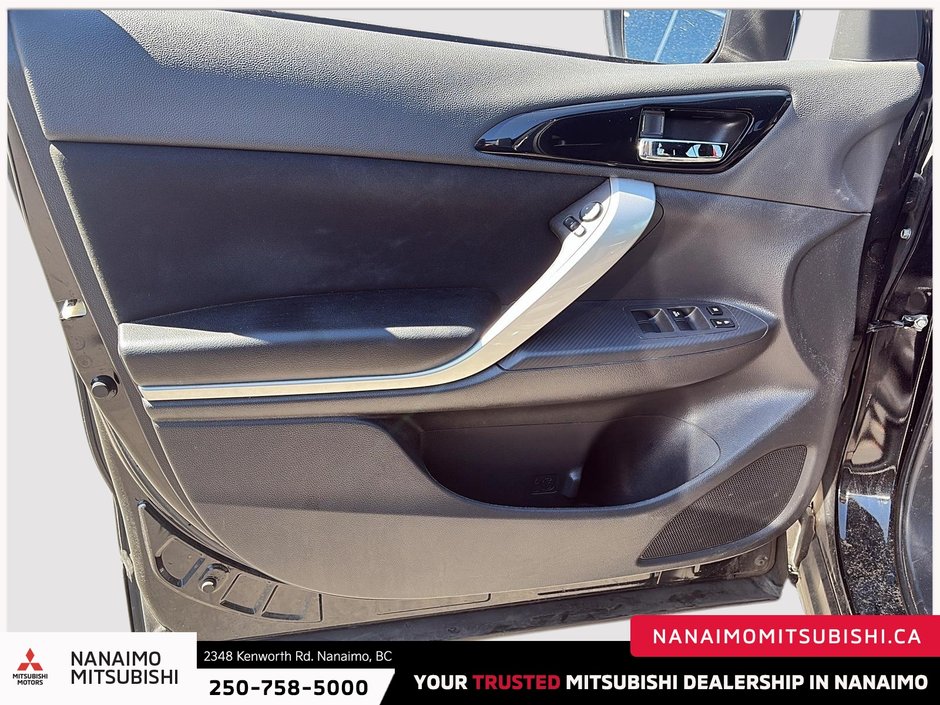 2023 Mitsubishi Eclipse Cross Carbon Edition-10