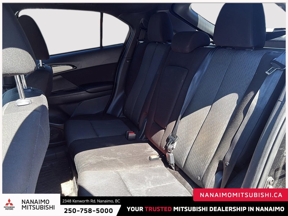 2023 Mitsubishi Eclipse Cross Carbon Edition-9