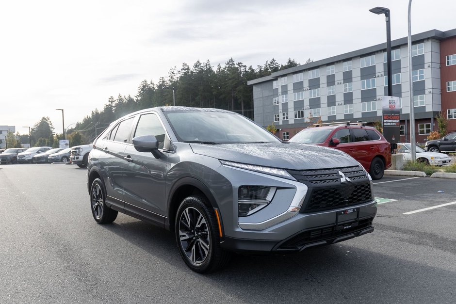 2024 Mitsubishi ECLIPSE CROSS ES-7