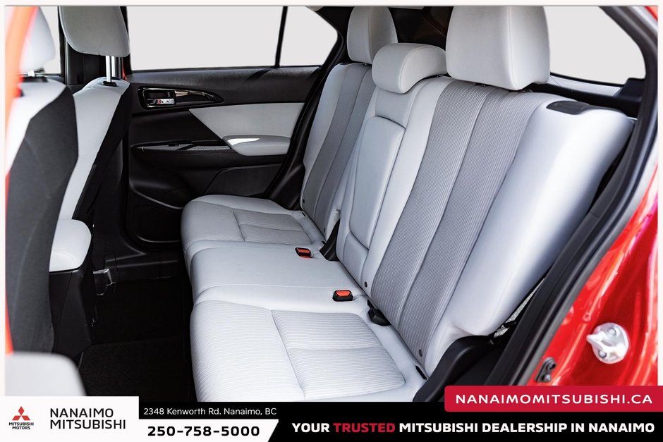 2024 Mitsubishi ECLIPSE CROSS SE-11