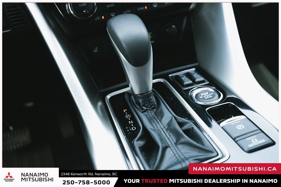2024 Mitsubishi ECLIPSE CROSS SE-13