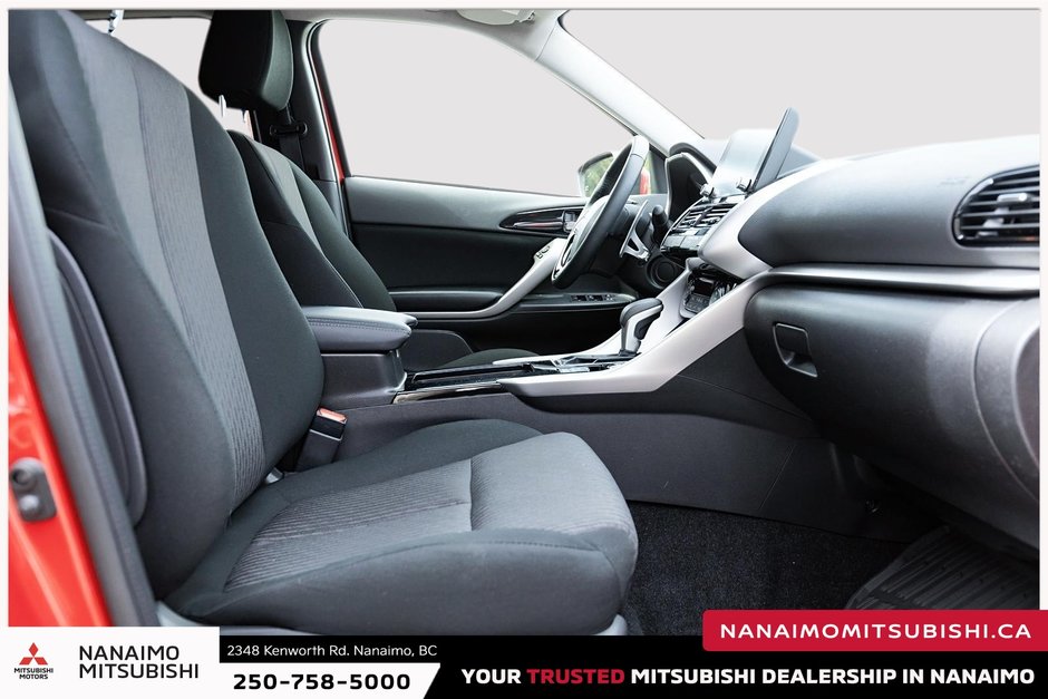 2024 Mitsubishi ECLIPSE CROSS SE-18