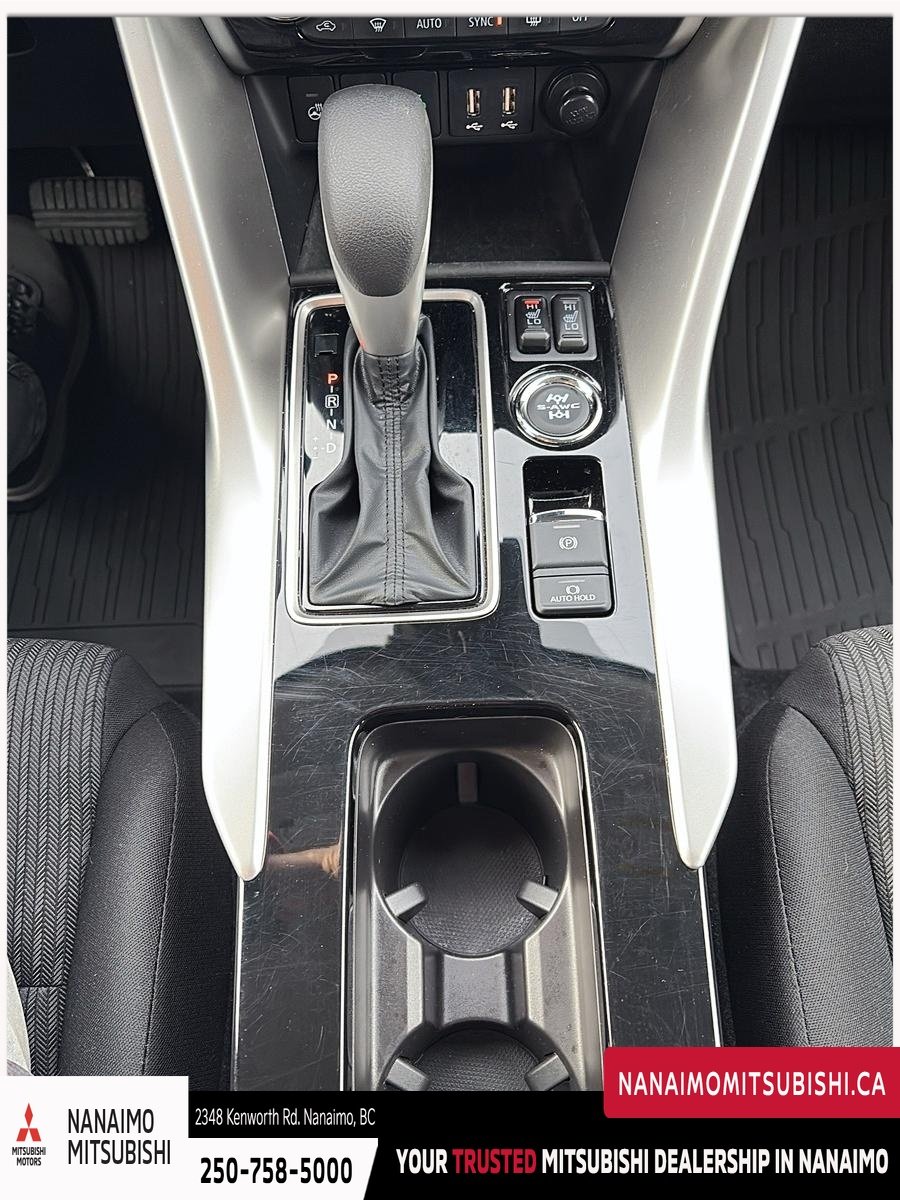 2024 Mitsubishi Eclipse Cross SE-17