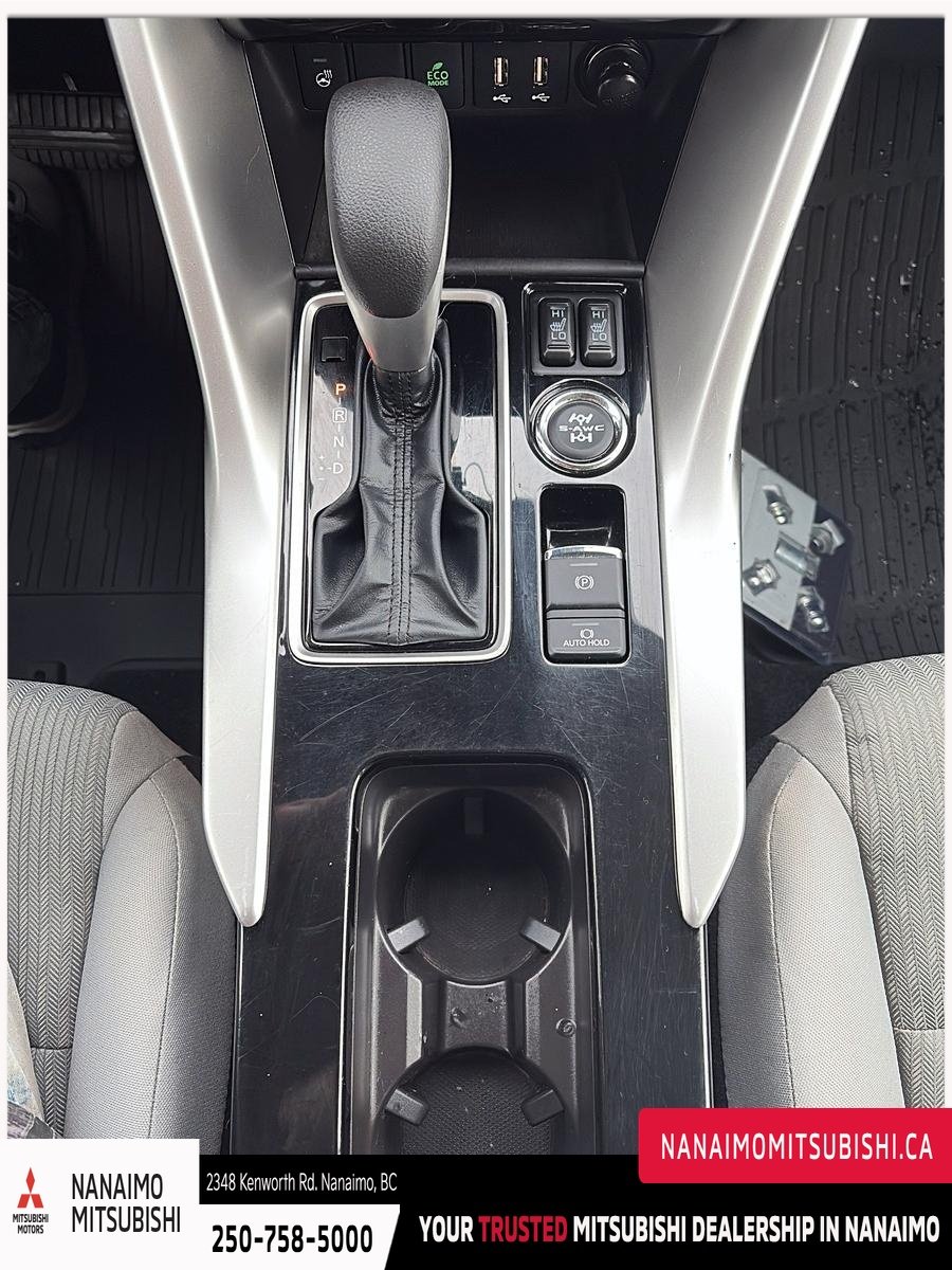 2024 Mitsubishi Eclipse Cross SE-17