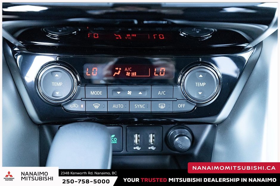 2025 Mitsubishi ECLIPSE CROSS SE-14