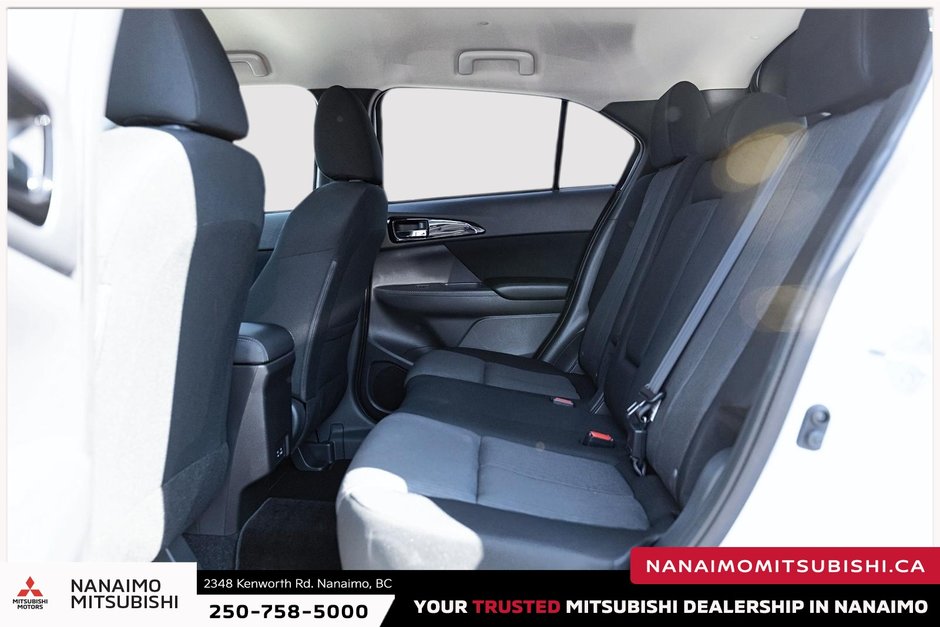 2025 Mitsubishi ECLIPSE CROSS SE-10