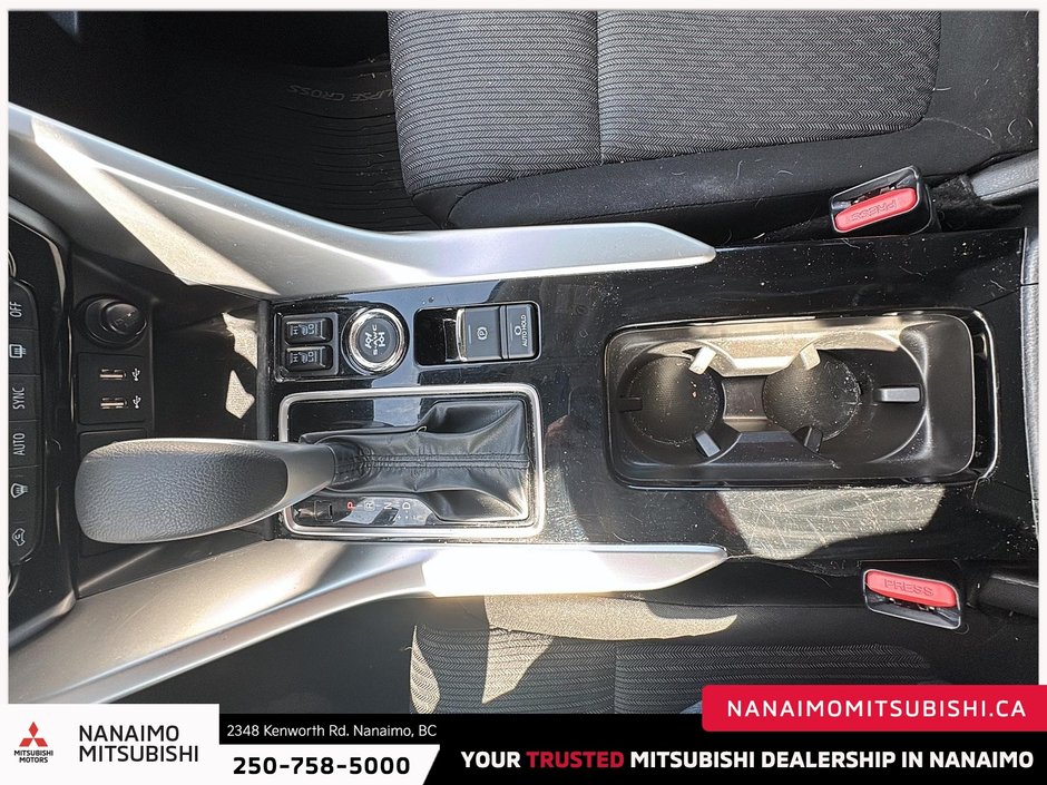 2025 Mitsubishi Eclipse Cross SE-17