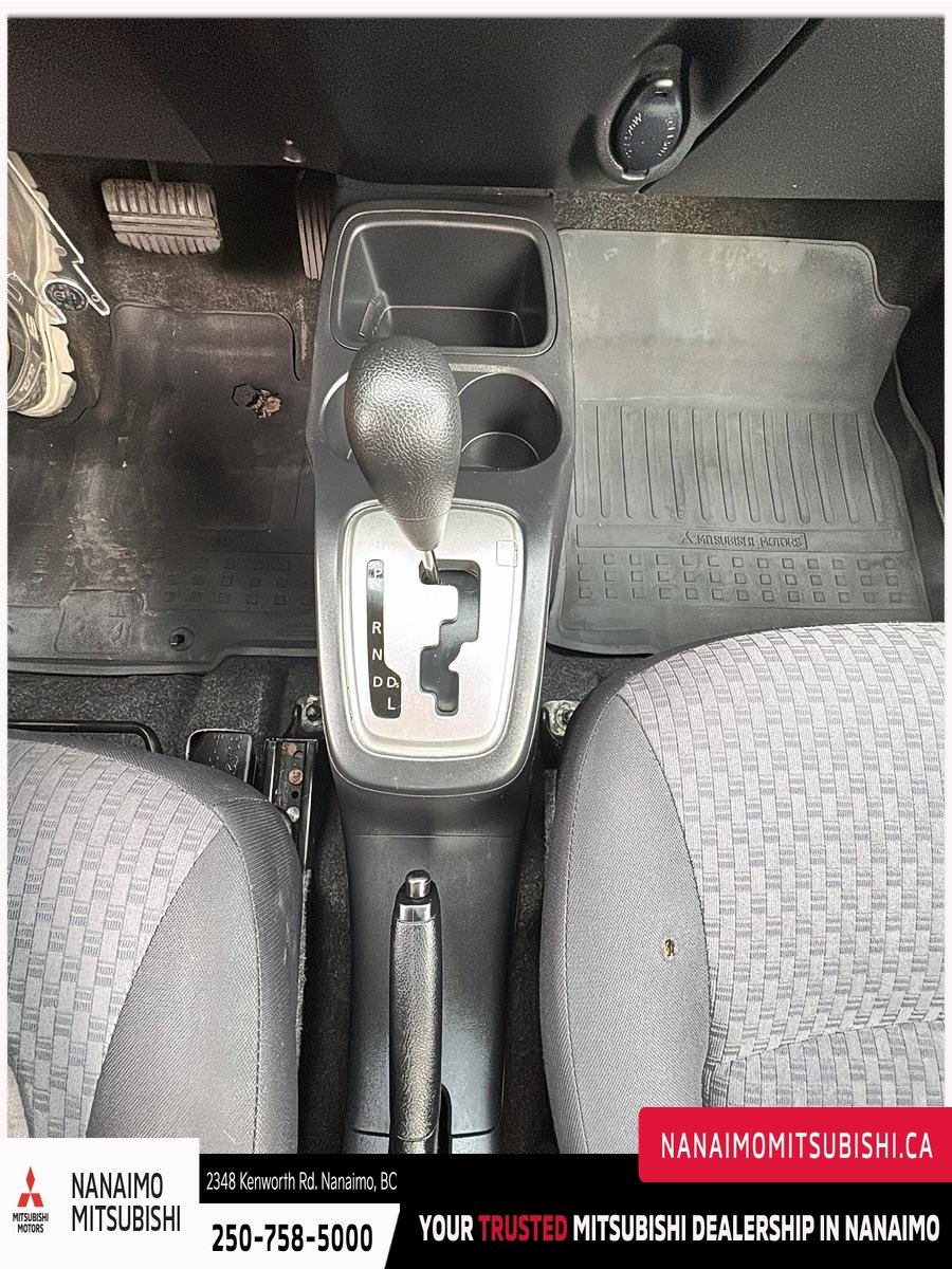 2017 Mitsubishi Mirage ES-16
