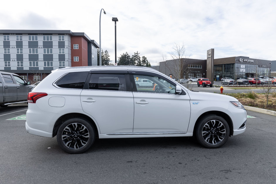 2018 Mitsubishi OUTLANDER PHEV GT-6