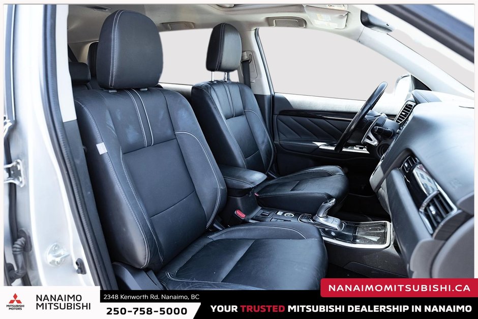 2018 Mitsubishi OUTLANDER PHEV SE-19