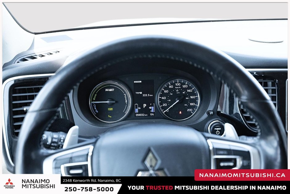2018 Mitsubishi OUTLANDER PHEV SE-17