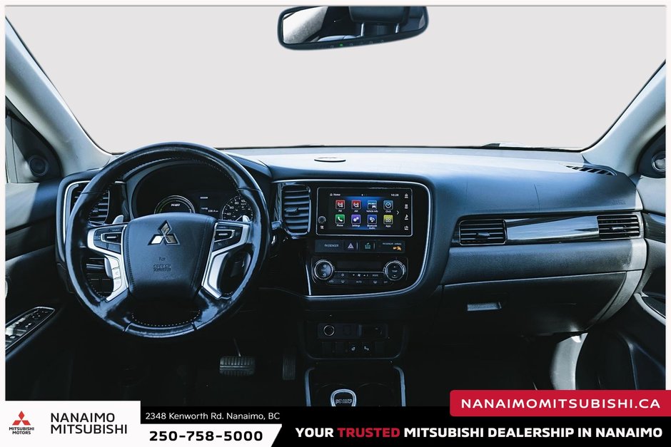 2018 Mitsubishi OUTLANDER PHEV SE-11