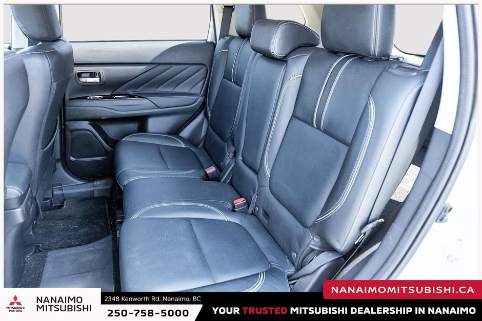 2018 Mitsubishi OUTLANDER PHEV SE-11